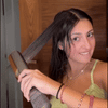 Kylmäilma-teknologia lukitsee kampauksen ja suojaa hiuksia kuumuudelta