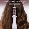 Volumeborstel die het haar meer body, volume en natuurlijke beweging geeft.