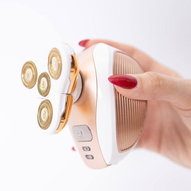 Parranajokone vedenkestävä – 4D UltraGlide toimii myös suihkussa tai kylvyssä mukavaan ja helppoon käyttöön